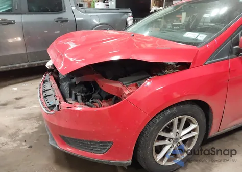 2015 Ford Focus Se z USA, uszkodzony, nr VIN 1FADP3K23FL277168